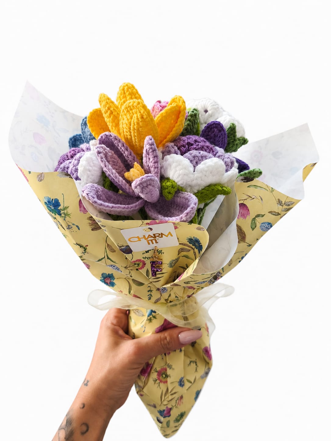 Bouquet fiori all'uncinetto con Charm